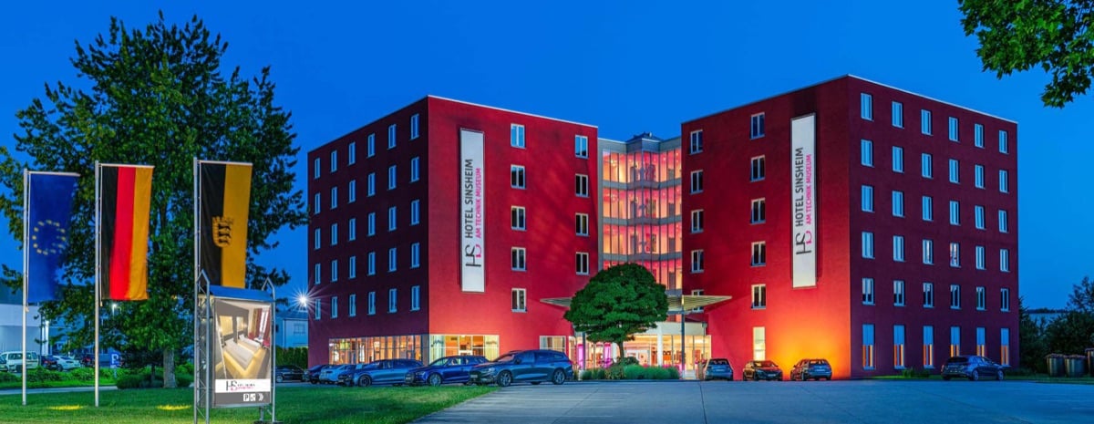 Hotel Sinsheim bei Abendlicht