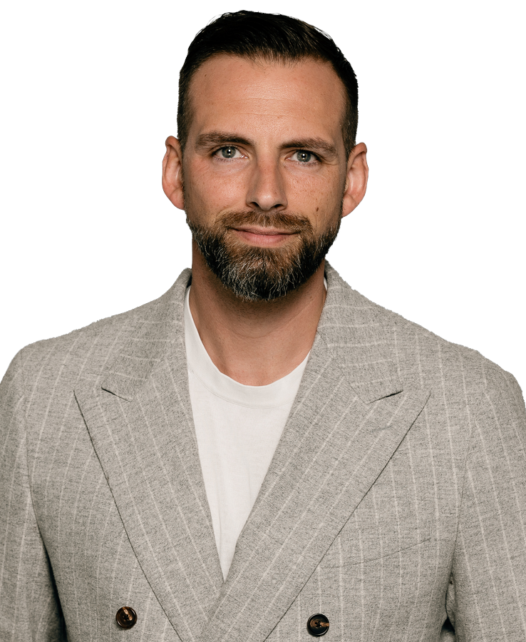 Alexander Hewel, Keller Group
